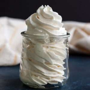 6 Jenis Resepi Perisa Whipping Cream untuk Topping Minuman & Kek