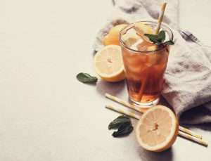 Refreshing ice tea drink with lemon